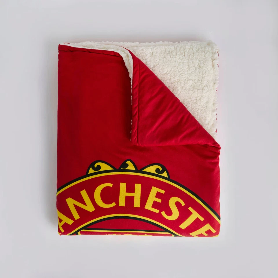 Official Manchester United FC Slogan Sherpa Fleece Plush Throw Blanket BNWT - Image 4 of 4
