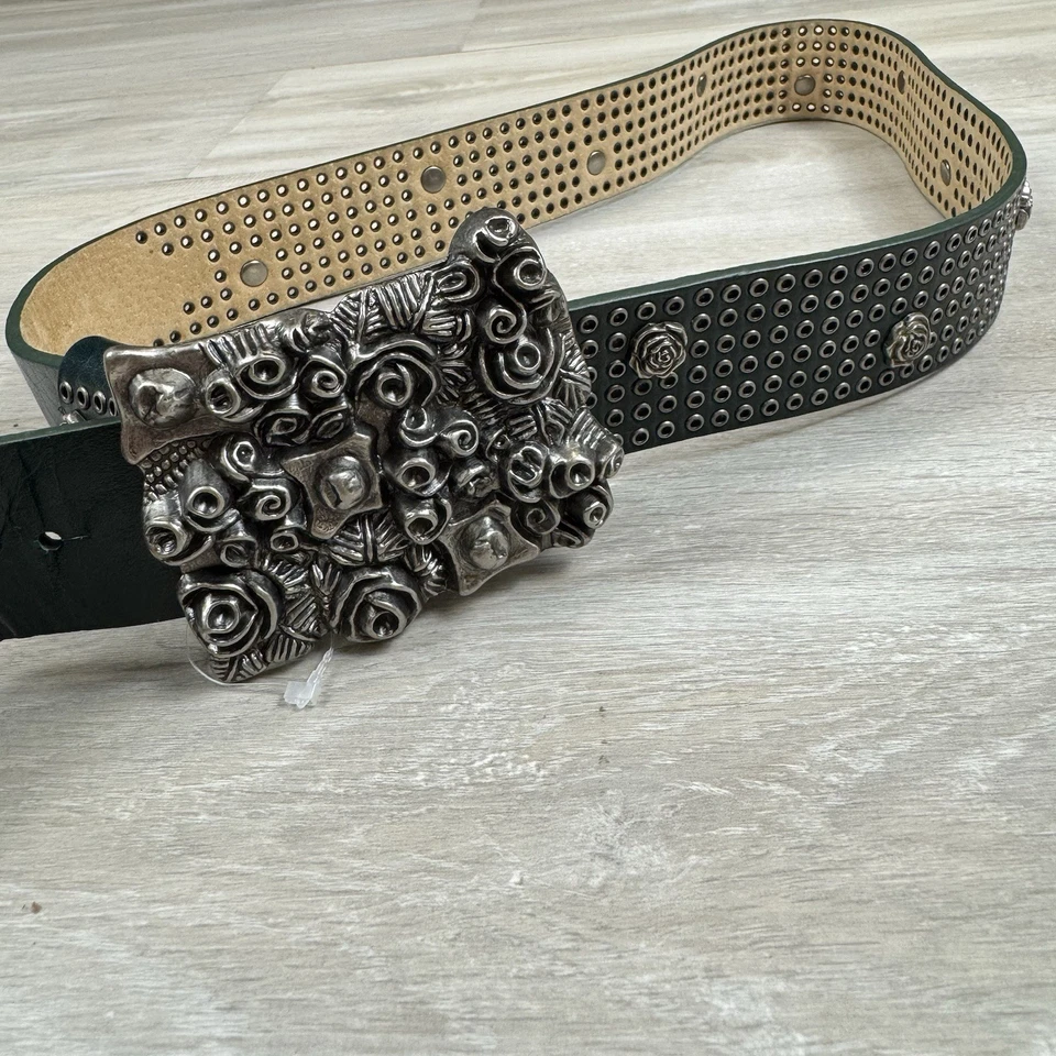 Cinturón Vintage Y2K Betsey Johnson Rosa Hebilla Floral AOP Tachonado Talla Pequeña Verde Foto 2 de 4