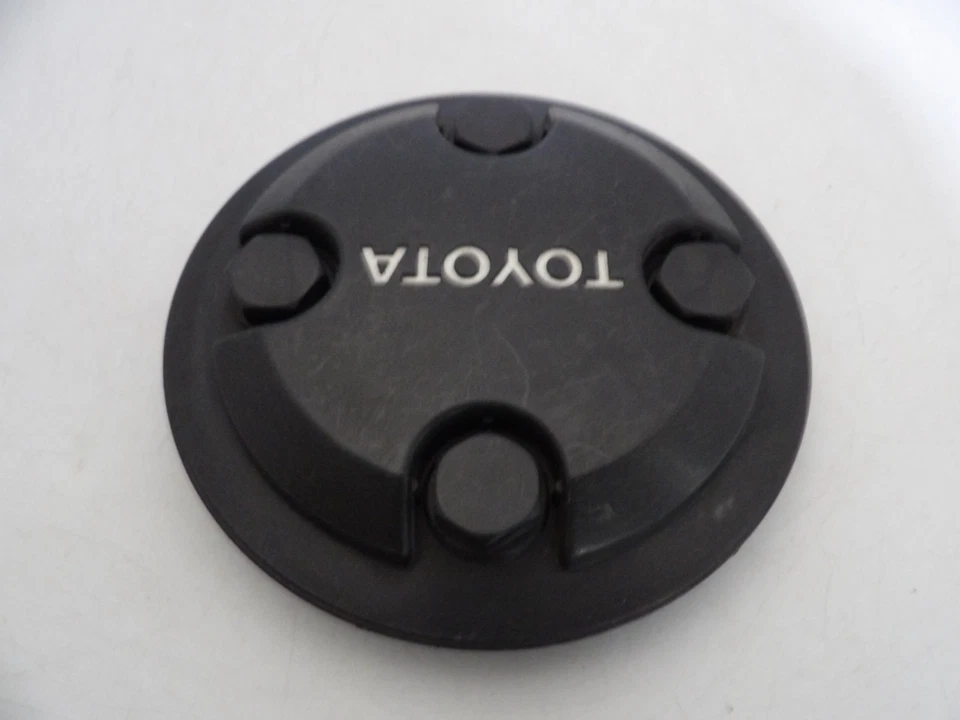 1989 1990-1991 Toyota Corolla Tercel wheel center cap black - Image 4 of 4