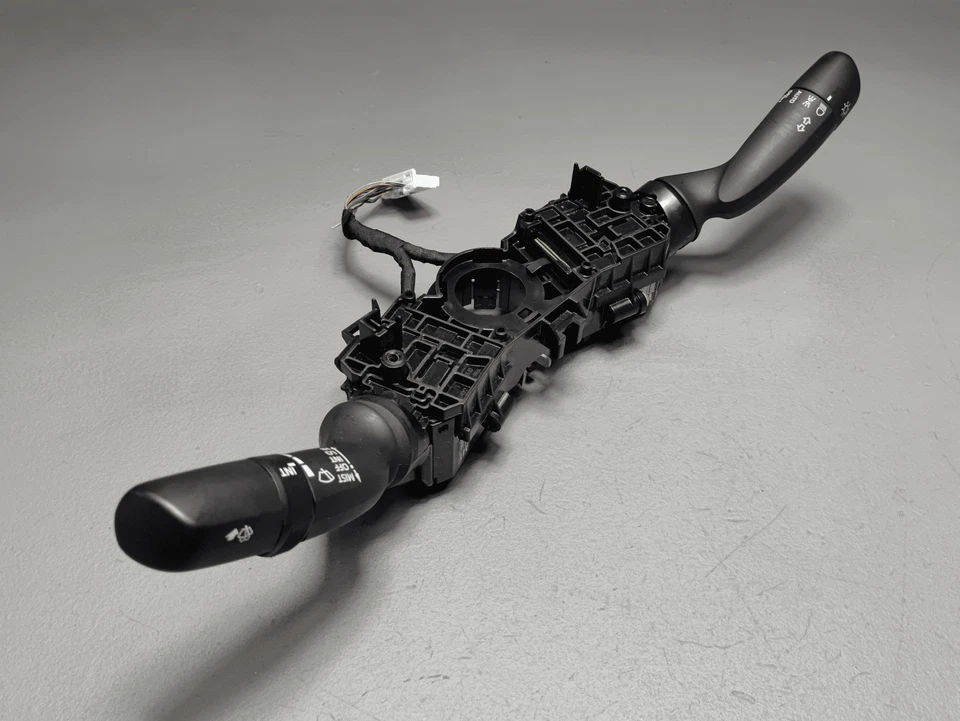 TOYOTA CAMRY COLUMNA DE DIRECCIÓN INTERRUPTOR DE CONTROL MULTIFUNCIÓN OEM 2018-2024 Foto 4 de 4