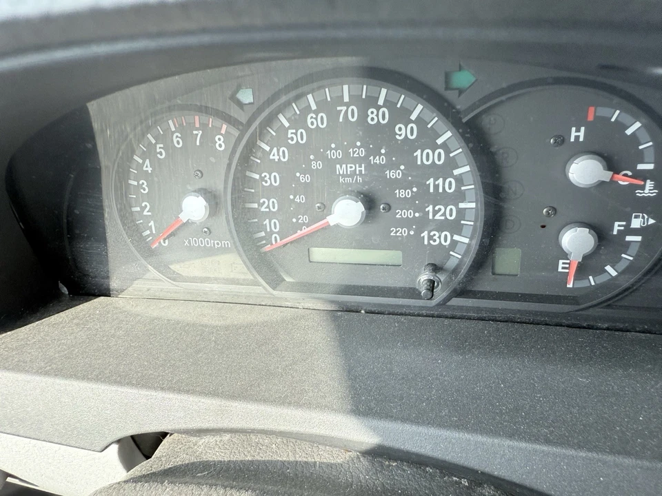 2004-2006 Kia Sorento M/T кластер спидометр тахометр приборной панели oem - Изображение 2 из 3