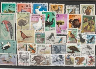 34 Marken mit Vogelmotiven gestempelt