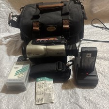 Canon ES280 8mm Video Camcorder with Accessories and vintage bag