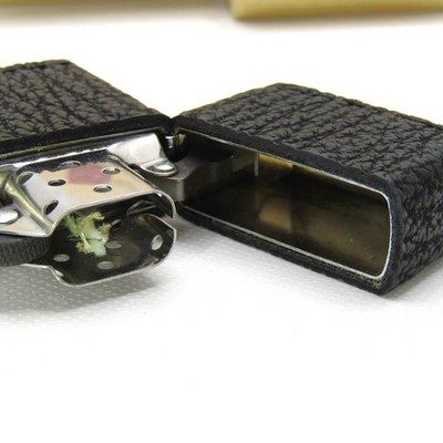 Indian Motocycle Motorcycle Black Leather Zippo Oil Lighter MIB