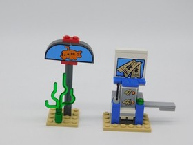 Lego Spongebob Squarepants The Bikini Bottom Express Set 3830-1 No Box/book