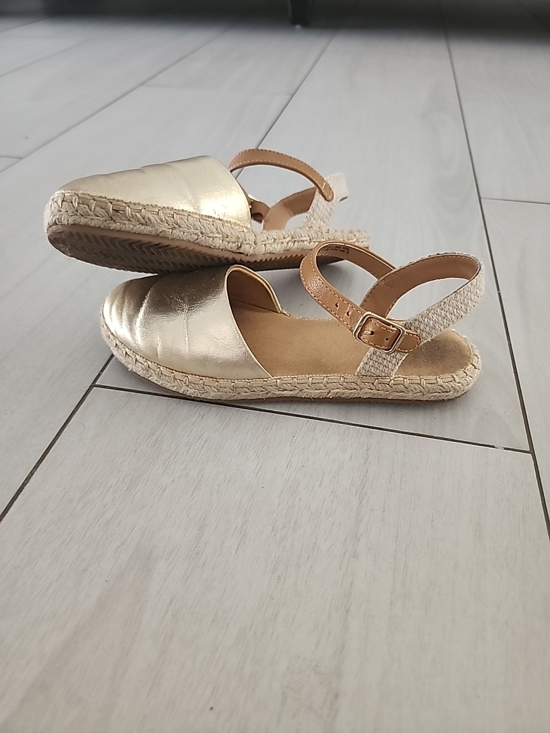 Cat & Jack Girls' Size 2 (9-10) Dressy Shoes
