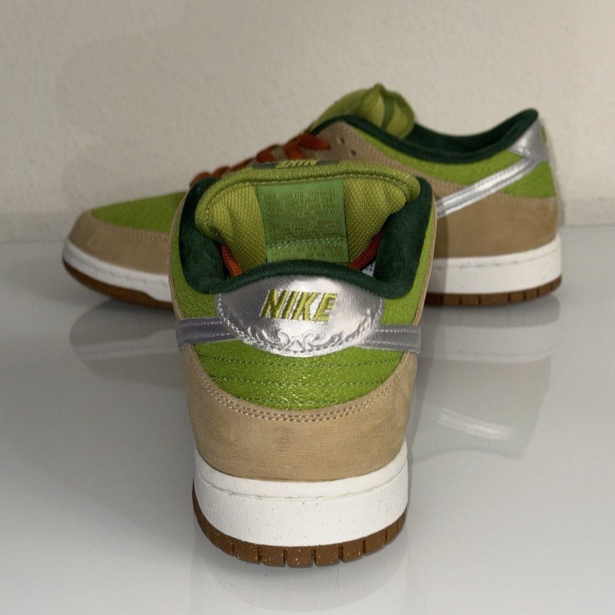 Brand New WB Nike Dunk SB Low Escargot Sesame Metallic