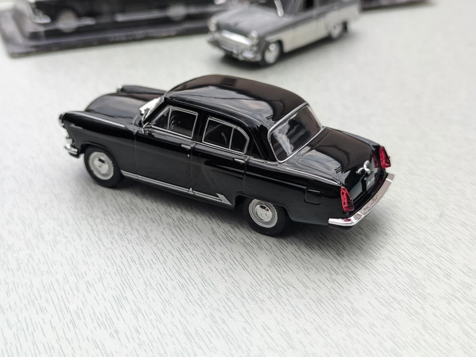 Diecast Soviet car Volga GAZ 21 Волга ГАЗ 21 DeAGOSTINI 1/43 Scale - Image 4 of 4