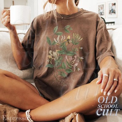 Vintage Honeysuckle Flower Bee Comfort Colors Tee