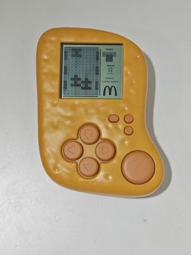2023 McDonald's Tetris Game Console (Chicken Nugget Shape) - Bild 20 von 24