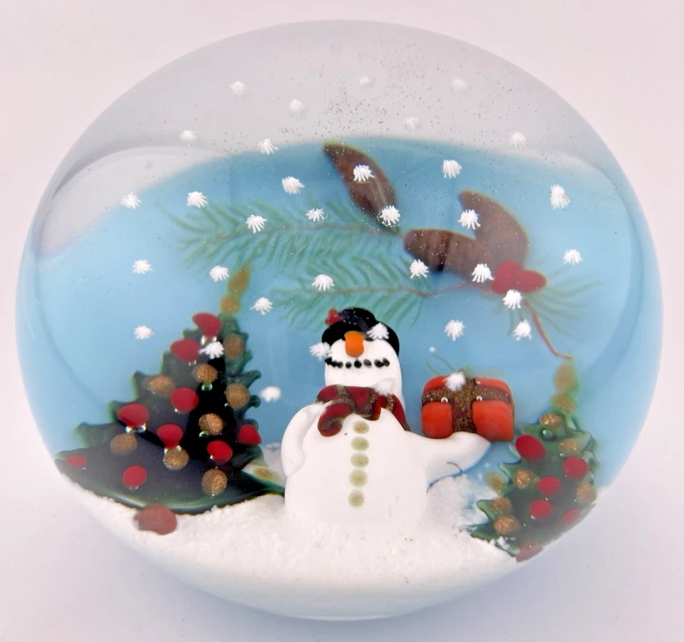 RICHARD LOESEL 2023 Holiday Snowman & Trees Glass Paperweight W/Box 3.4" - image 4 of 4