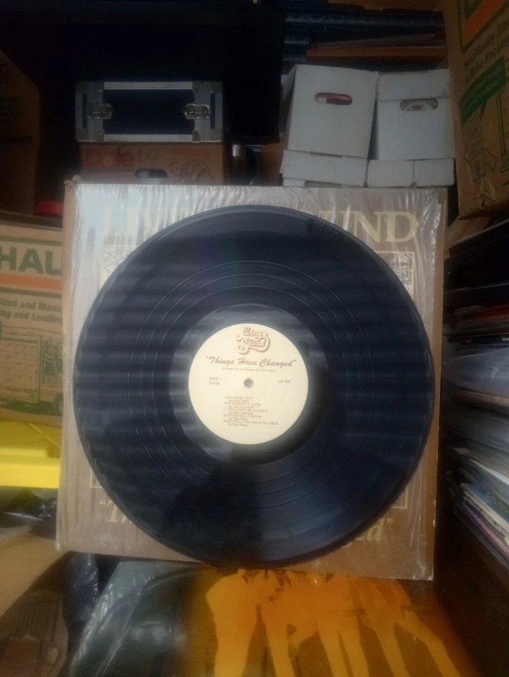 LIVING SOUND THINGS HAVE CHANGED XIAN PRIVATE. ISSUE NM. LP Foto 3 de 4