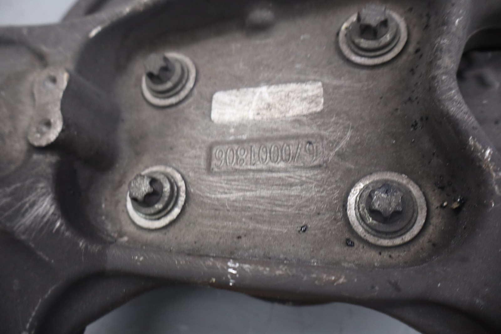 14-17 Maserati Ghibli Front Right Passenger Side Spindle Knuckle Hub Bearing Oem