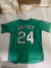 Ken Griffey Jr. Autographs Announced for Topps Products 18