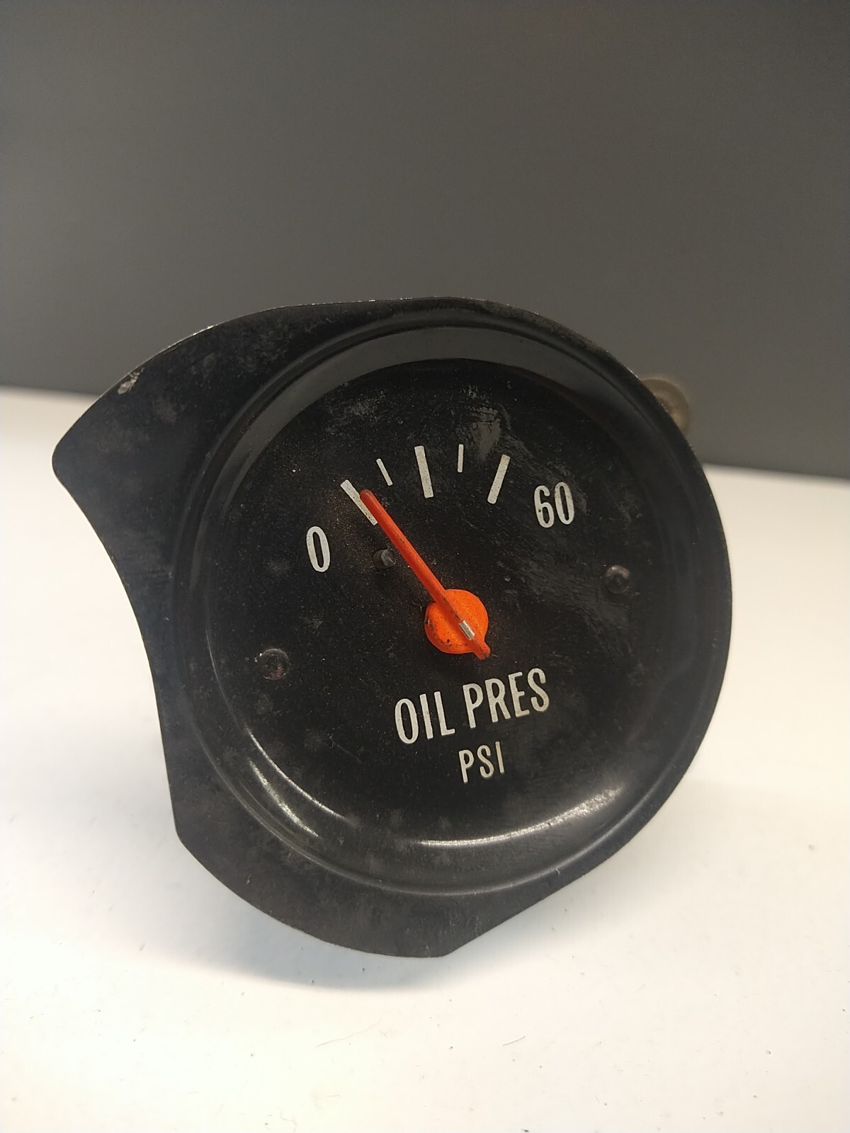 7375 CHEVY GMC TRUCK BLAZER SUBURBAN Oil Pressure GAUGE MECHANICAL C/K