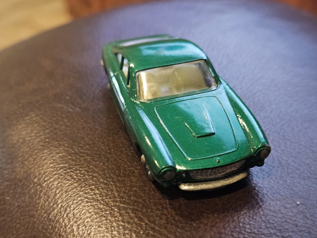 激レア美品　未開封　クラッシックカーLESNEY MATCHBOX イギリス製 Vintage Lesney Matchbox Ferrari Berlinetta Green No. 75 Original