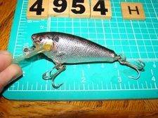 V4954 H BAGLEY FISHING LURE