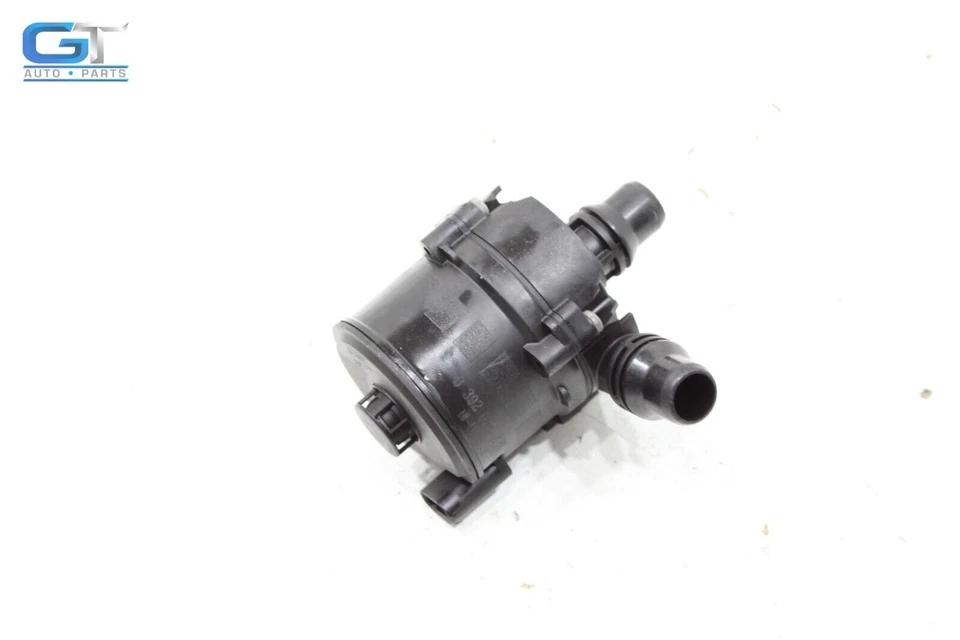 BMW M550i G30 2018-2019 motor 4,4 L refrigerante bomba de agua auxiliar OEM Foto 4 de 4