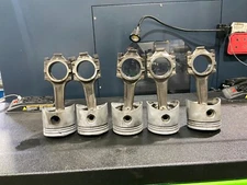 1960 BMW CS 3.0L PISTONS AND CONNECTING RODS SET