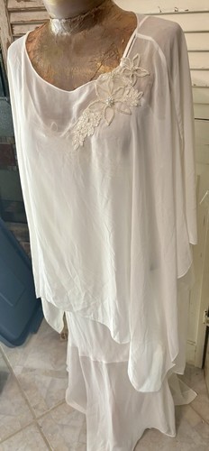 VTG 80's Frederick’s PEIGNOIR Set Sz M Silk Lace Pearl Nightie CoverIet NWT - Picture 5 of 13