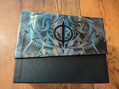 Phyrexia: All Will Be One Fat Pack Bundle: Compleat Edition, Leere Box