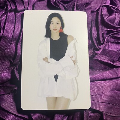 RYUJIN ITZY Fighter Edition Celeb K-POP Girl Photo Card Beauty White Red