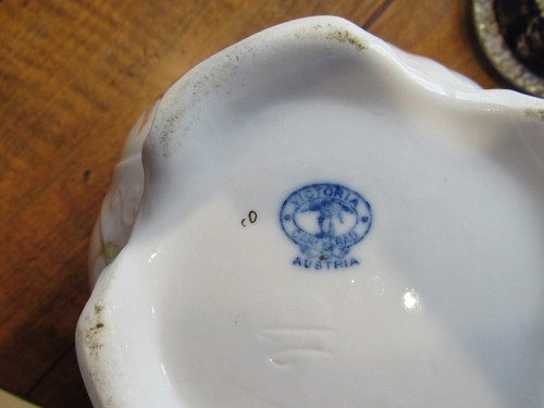 Vtg Victoria Carlsbad Austria Carl Larsen Cherub Portrait Canister Cobalt Gold - Picture 6 of 8