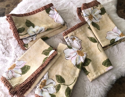 Table Linen Floral Magnolia Flowers Cotton Napkins 8 Size 17x17 - Picture 6 of 6