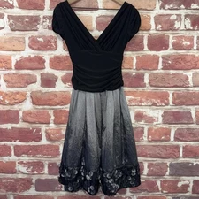 Vintage SL Fashions Dress Womens 6 Black Silver Cocktail Evening Beaded Trim