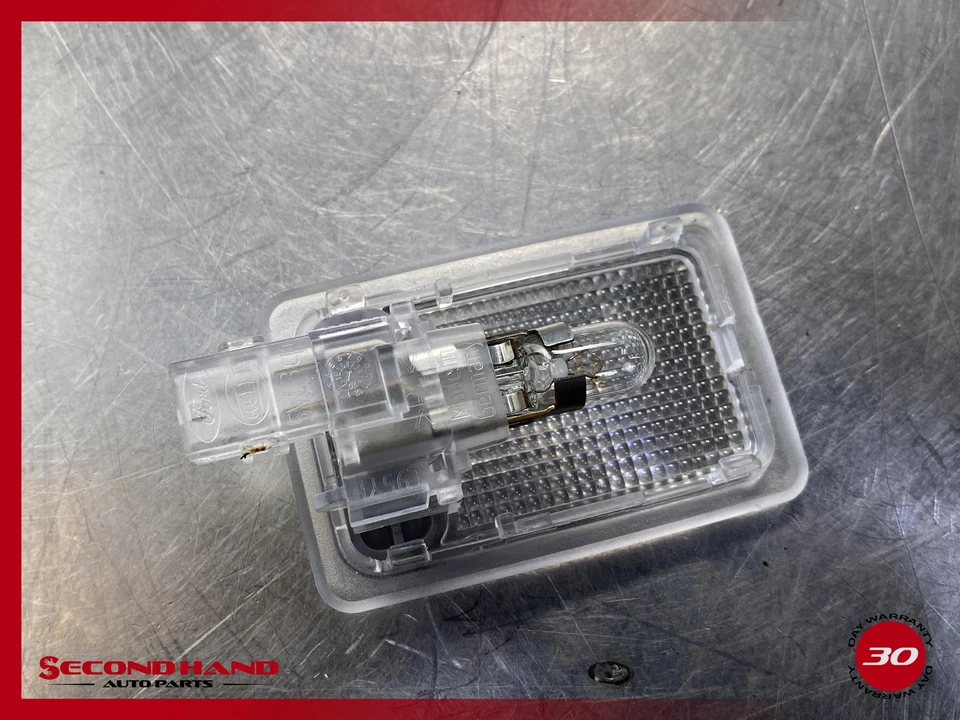 15-19 LAND ROVER DISCOVERY SPORT LUZ INTERIOR TRASERA LÁMPARA CORTESÍA OEM Foto 4 de 4