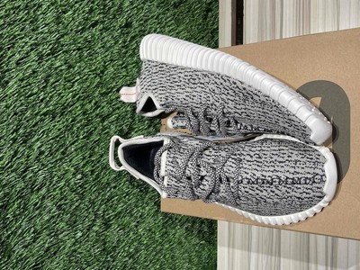 Size 8.5M/10W - adidas Yeezy Boost 350 Turtledove (2022) Sz 8.5 AQ4832 
