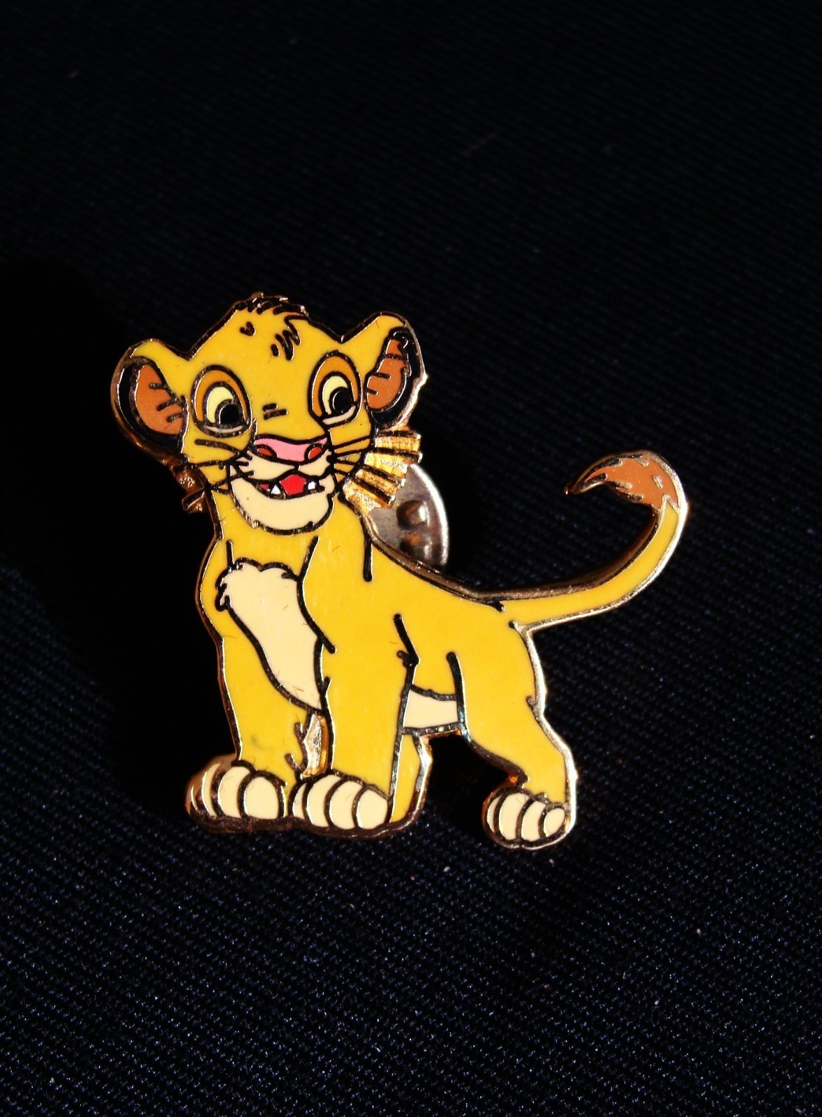 Lion King Young Simba Cub Disney Collector's Pin #208
