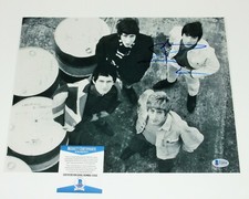 PETE TOWNSHEND THE WHO SIGNED 11x14 PHOTO GUITAR ICON BECKETT COA MY GENERATION
