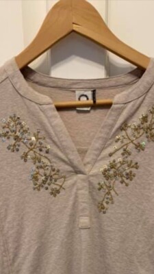 EUC Cute Anthropologie Akemi + Kin Tan Beaded Top Shirt Size XS