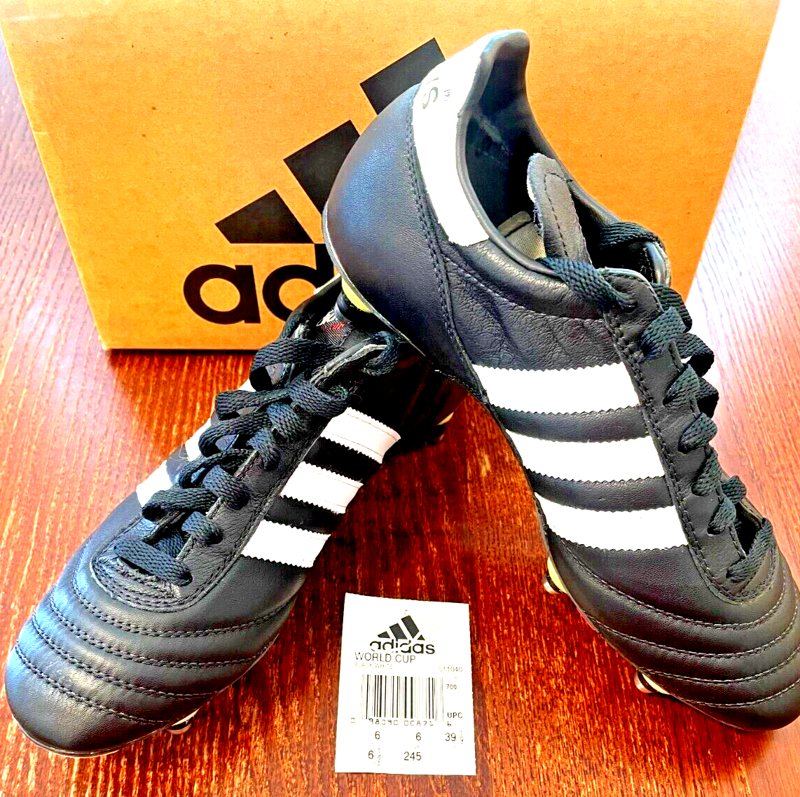 World Cup, adidas screw-in cleats, kangaroo NIB US 6.5, VINTAGE