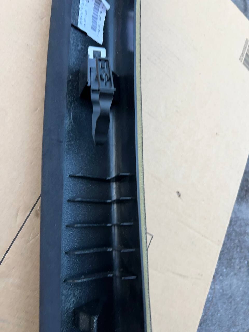 Maserati Ghibli 2017 OEM Front Left A‑Pillar Interior Trim – 670010334