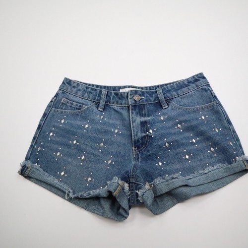 NWT Nature Women's Size M Medium Wash Studded Denim Shorts