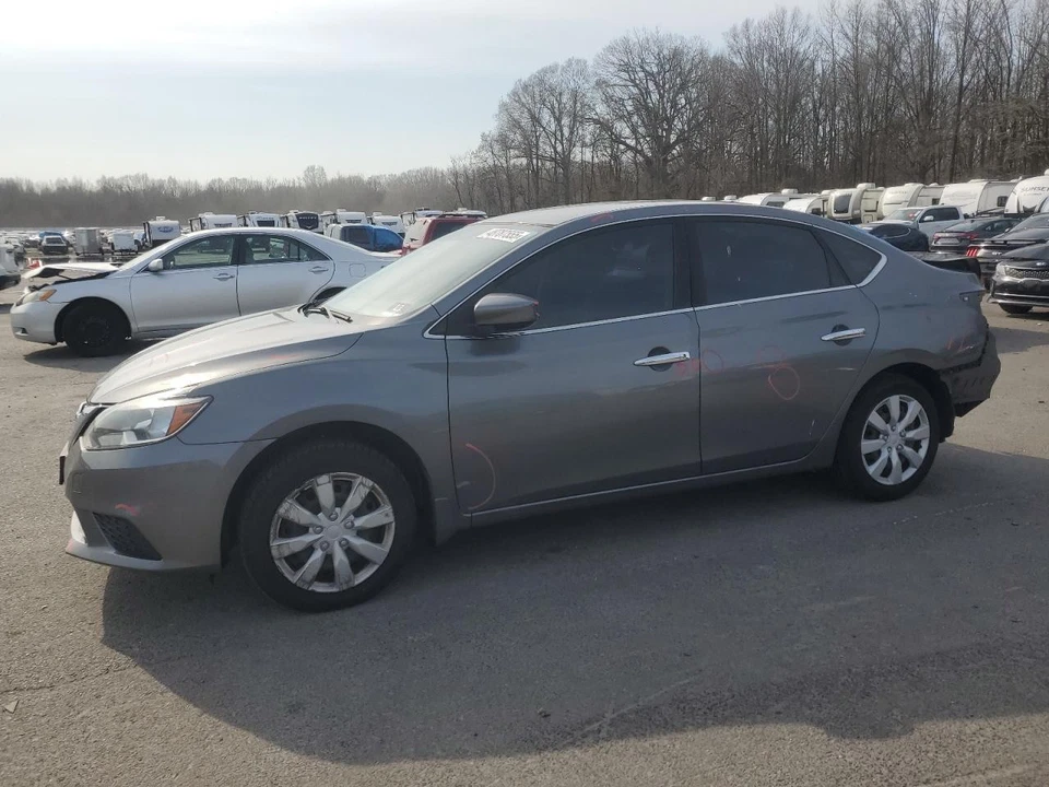 Used Hood fits: 2017 Nissan Sentra Grade A Foto 3 de 4