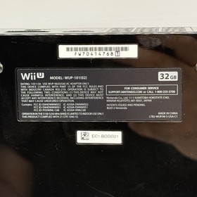 Nintendo Wii U 32GB Console Bundle GamePad Controller 6 Game Lot Mario Pokemon