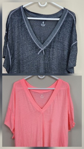 Free People FP Movement Urban Outfitters Oversized V-Neck Tee Schwarz Pink Gr. XL