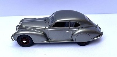 Matrix 1:43 Alfa Romeo 6C 2500S Berlinetta Touring (1939) - grey met.