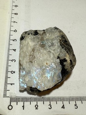 Mondstein, aus Indien, Mineralien N°391/B35