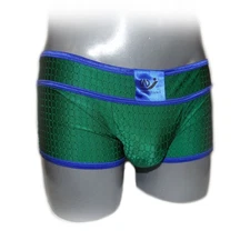 Trousers with contrasting coloured seam (L)