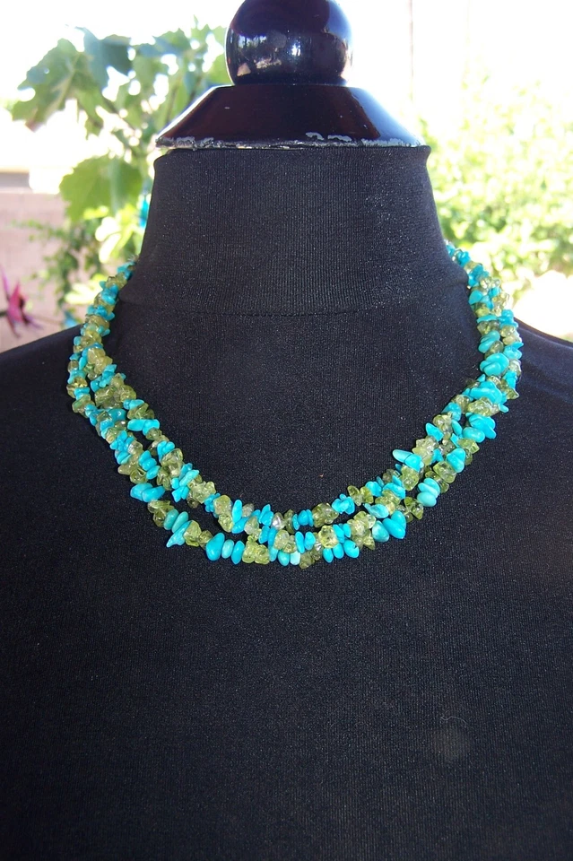 Collar de 3 hilos JAY KING DTR de plata esterlina turquesa y peridoto pepita astilla