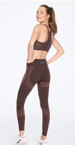 VICTORIA’S SECRET PINK SEAMLESS WORKOUT LEGGING  M