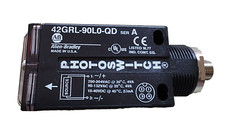 ALLEN BRADLEY 42GRL-90L0-QD Retro reflective Sensor **No Box**