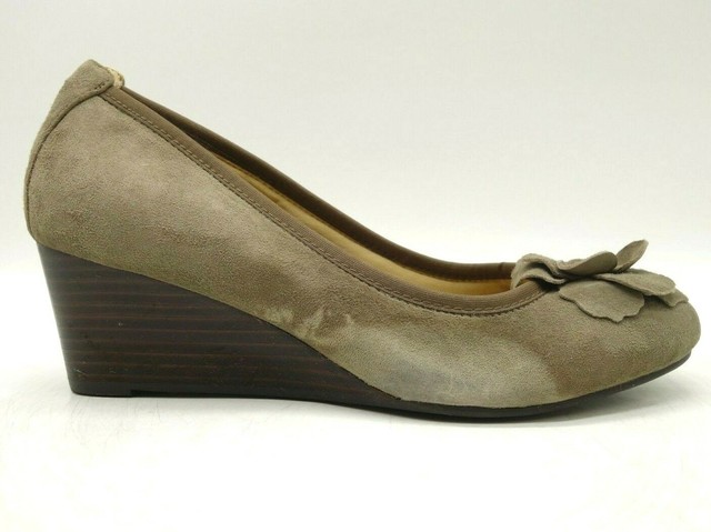 taupe dress shoes
