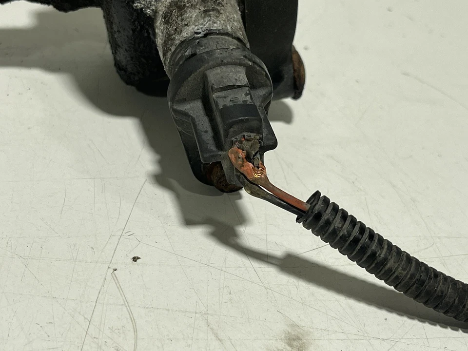 Jeep Wrangler TJ 2005 2006 4,0 L bomba de aceite accionamiento distribuidor 53010624 AC Foto 4 de 4