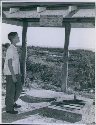 1958 Safety Harbor David Bohlken Condemned Water Well Historic Vintage Photo 6x8