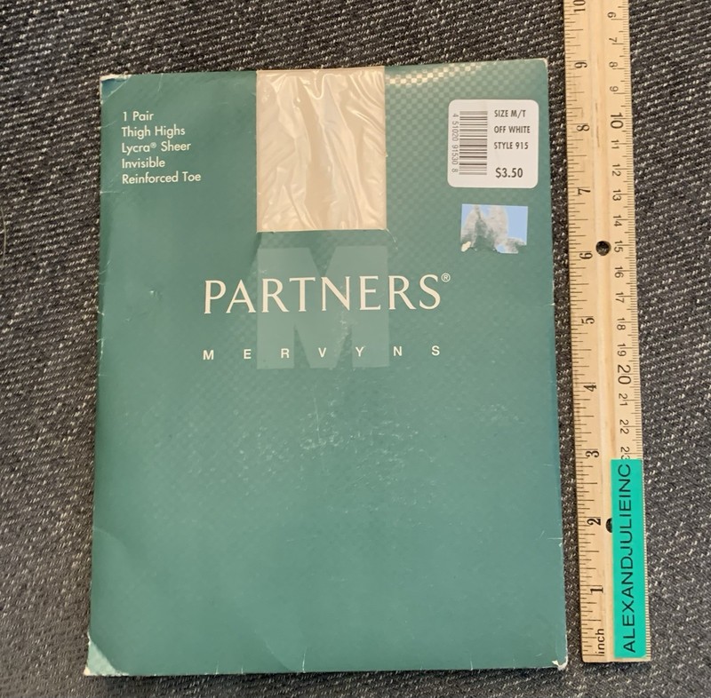 Mervyns Thigh Highs Sheer Stockings Size M/T Off White Made in USA Partners NEW